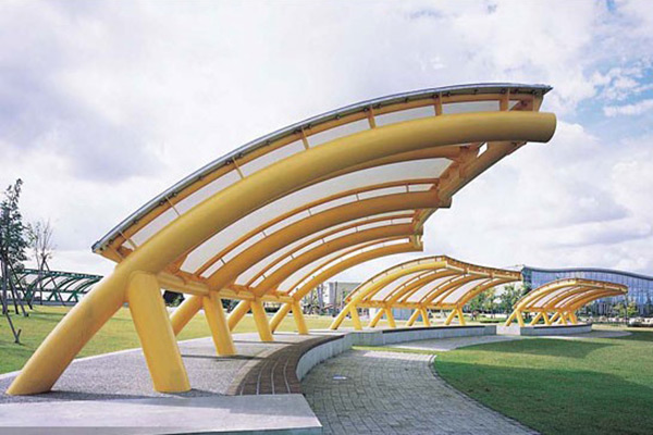 高爾夫打臺膜結構