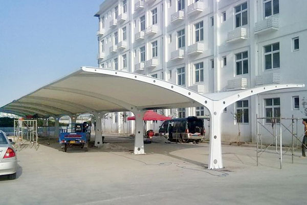 海南膜結構停車棚有什么優點？
