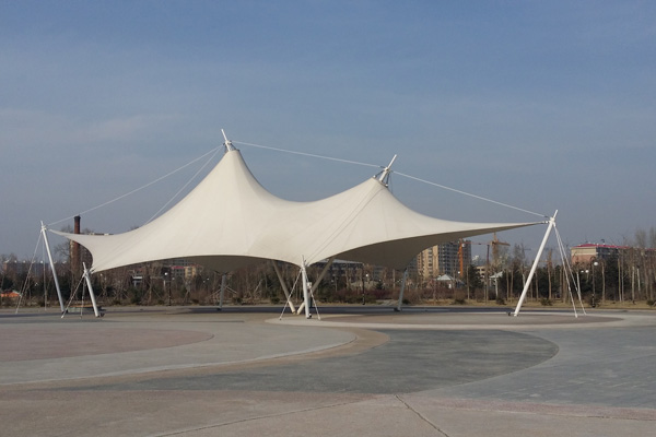 海南膜結(jié)構(gòu)初始形態(tài)設(shè)計(jì)方法主要有兩種