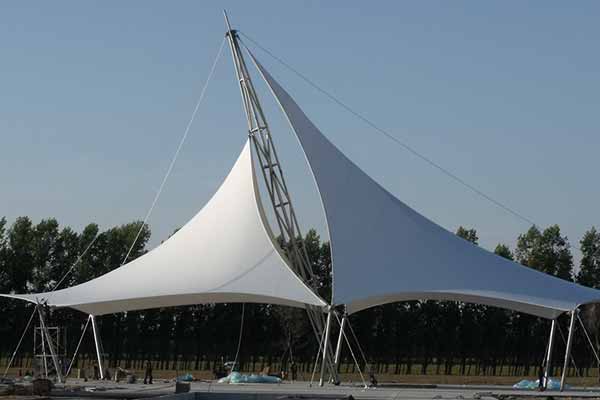 海南膜結構主支撐設計：主支撐粗細要求的詳細解析