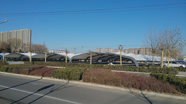 膜結構車棚充電樁