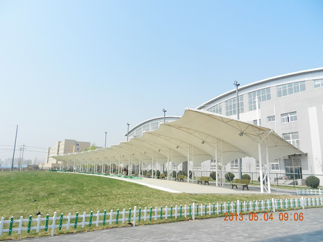 膜結構高爾夫打臺