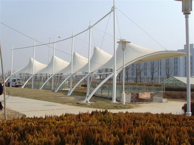 膜結構高爾夫打臺